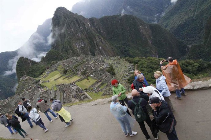 Perú.- Feriado largo movilizaría a 936 mil turistas y generaría US$ 130 millones