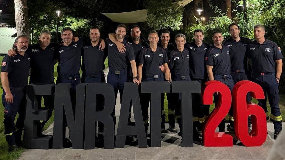 Los bomberos ganadores del certamen.