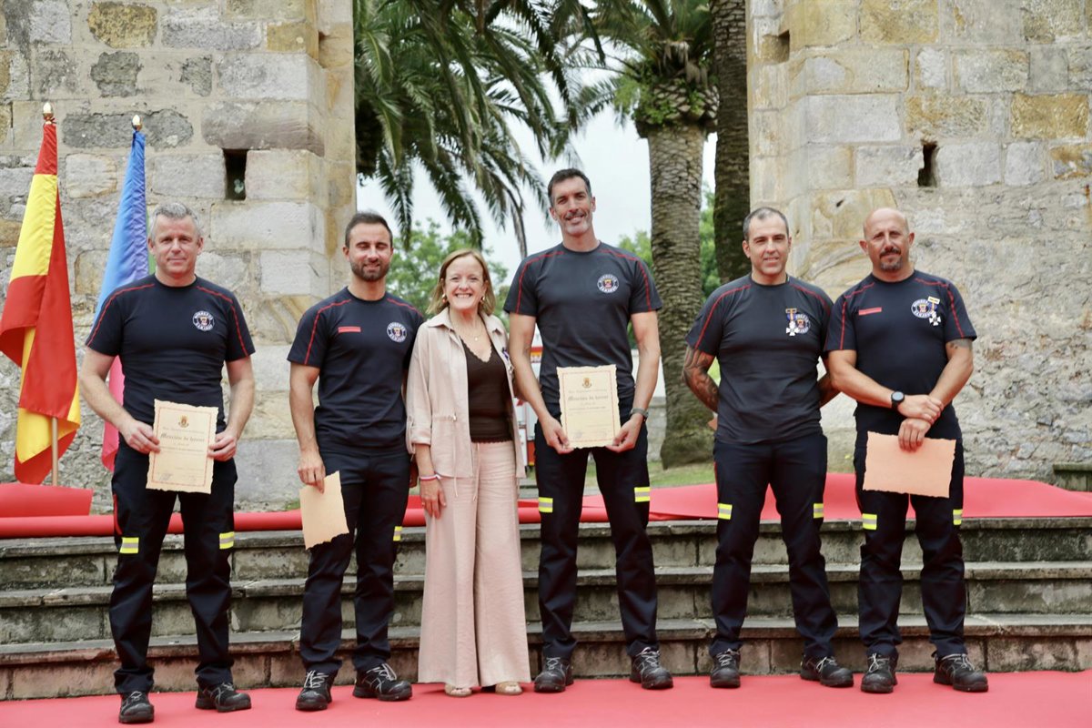 Cantabria cederá este verano la primera autoescala al parque de bomberos de Camargo