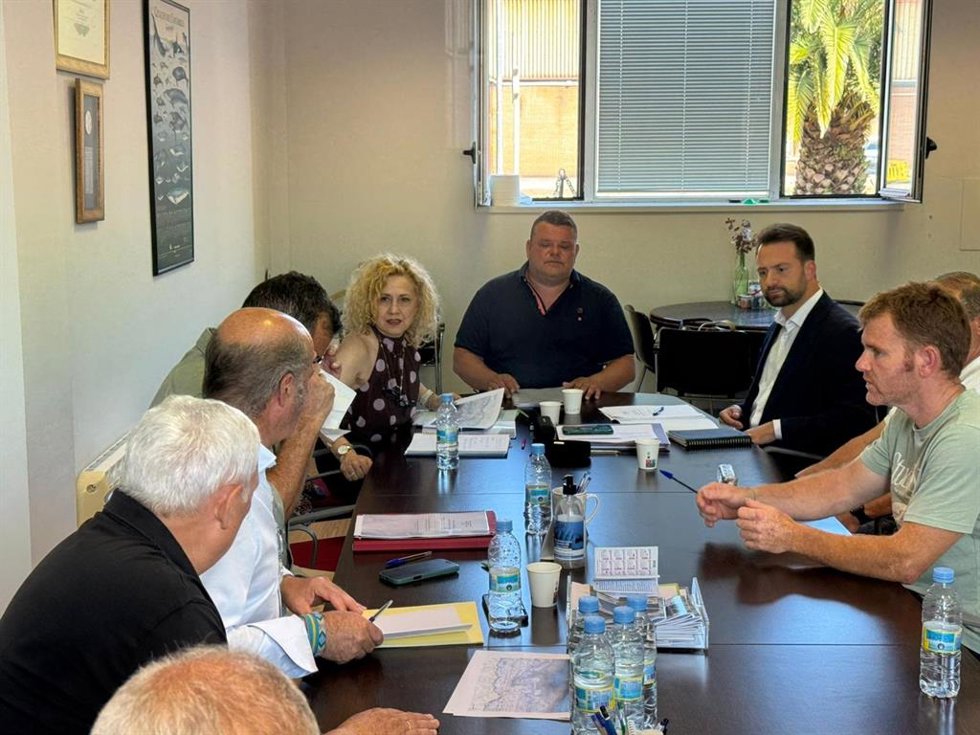 Álvaro Queipo y las cofradías asturianas defenderán el martes en Bruselas el futuro de la pesca asturiana ante el Comisario de Pesca