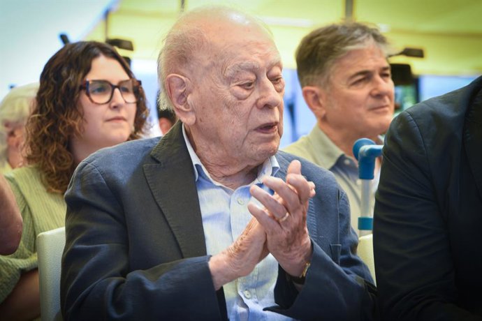 Pujol durant l'homenatge
