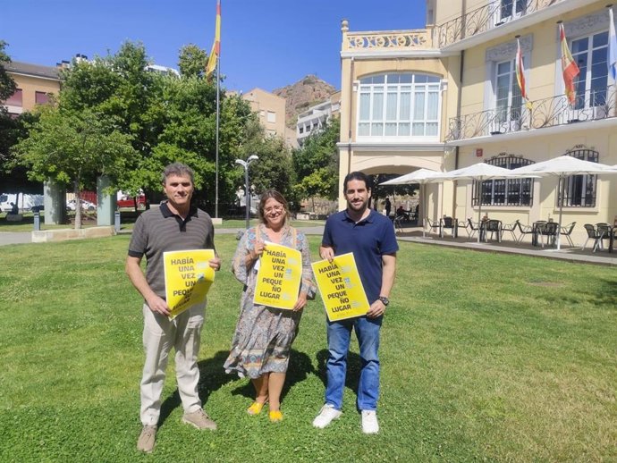 Fundación Caja Rioja y Ayuntamiento de Arnedo organizan el viernes 3 de julio el cuentacuentos teatralizado 'Había una vez un pequeño lugar', protagonizado por Javier Martínez-Losa de La Rural