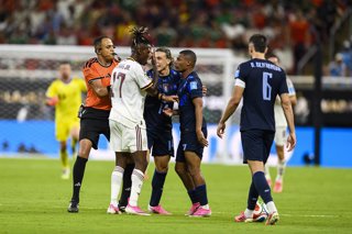 Nico Williams tras la entrada de Nicolás de La Cruz en el España-Uruguay del Mundial 2026