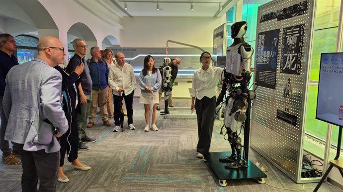Integrantes de la misión tecnológica del Info a Shangai durante uno de los encuentros con empresas tecnológicas