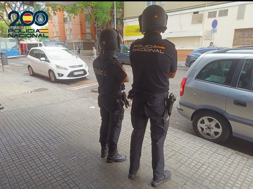 Agentes de la Policía Nacional.