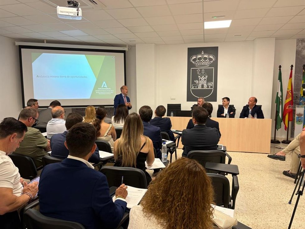 Encuentro de la Red de Municipios Mineros de Andalucía, con el impulso de la Junta, celebrado en Aznalcóllar