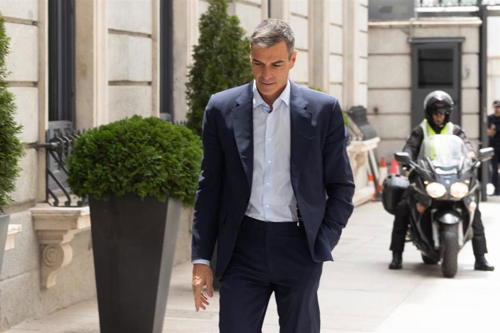 El presidente del Gobierno, Pedro Sánchez, durante una sesión plenaria en el Congreso de los Diputados, a 25 de junio de 2026, en Madrid (España). El debate parlamentario se centra hoy en dos temas principales: la reforma del Reglamento del Congreso prese