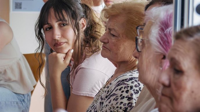 Imagen de recurso de un encuentro para mayores