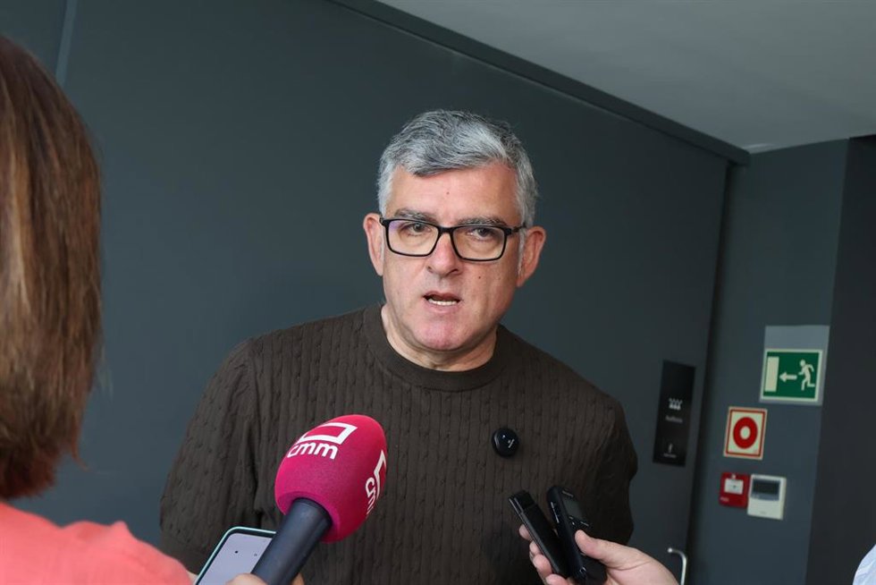 El presidente del Grupo Parlamentario Socialista en las Cortes de Castilla-La Mancha, Ángel Tomás Godoy.