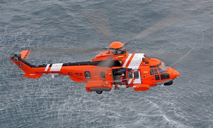Archivo - Helicóptero de Salvamento Marítimo.
