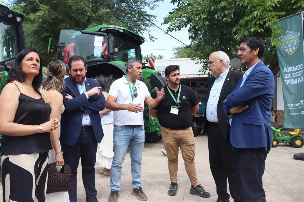 El vicepresidente segundo del Gobierno de Castilla-La Mancha, José Manuel Caballero, clausura la LXIV edición de Fercam.