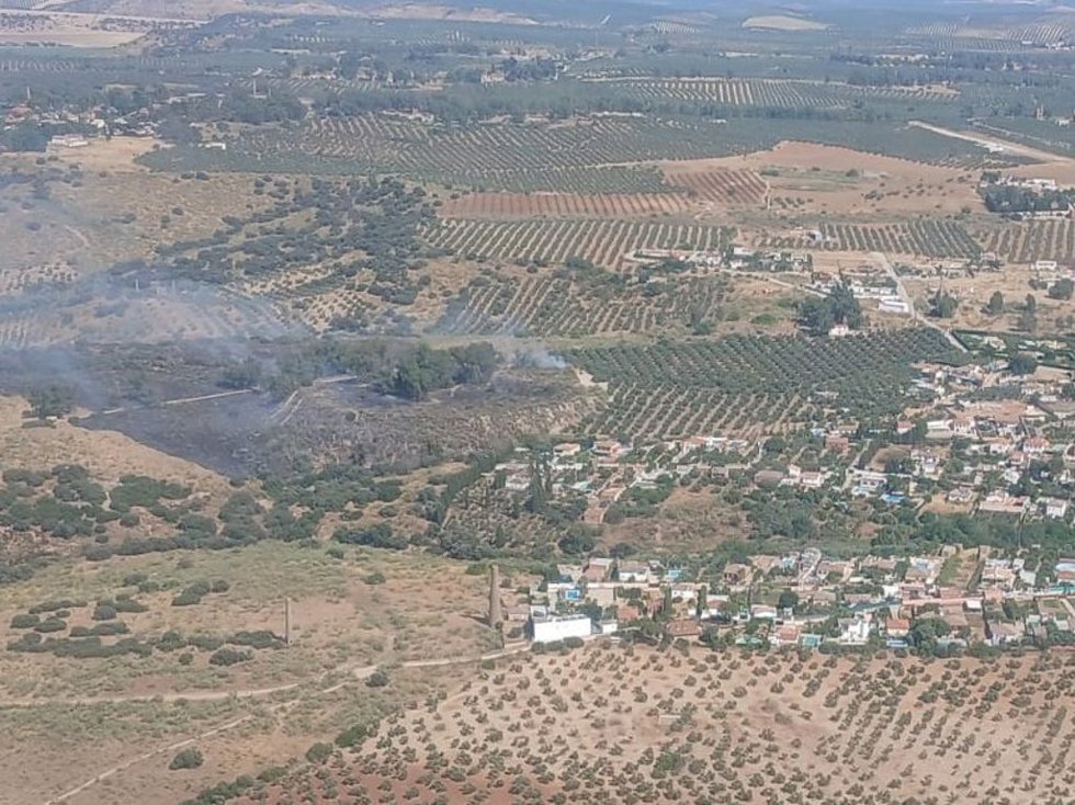 Incendio forestal declarado el domingo, 28 de junio, en el término municipal de Linares (Jaén),