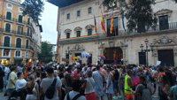 Alrededor de 2.000 personas se manifiestan en Palma en el Día del Orgullo LGTBIQ+