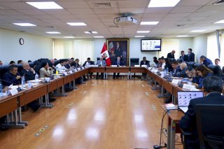 Perú.- Congreso: crédito suplementario pasó a cuarto intermedio y debate continuará el martes 30