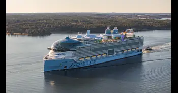 El Legend of the Seas zarpará este lunes desde Málaga en su viaje inaugural previo al debut europeo