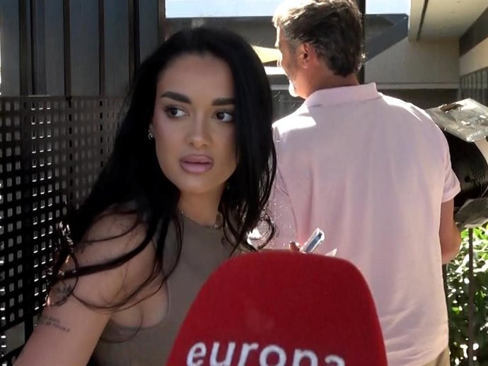 Julia Janeiro, arropada por Jesulín de Ubrique tras explotar públicamente contra sus haters