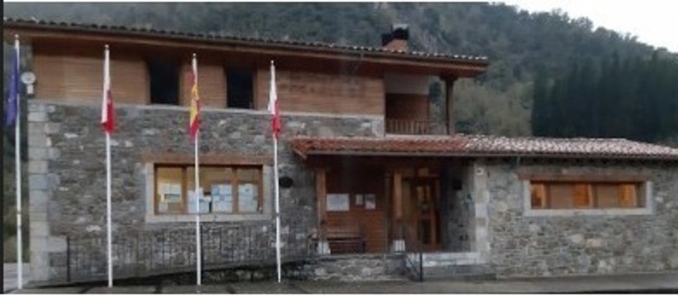 Ayuntamiento de Pesaguero