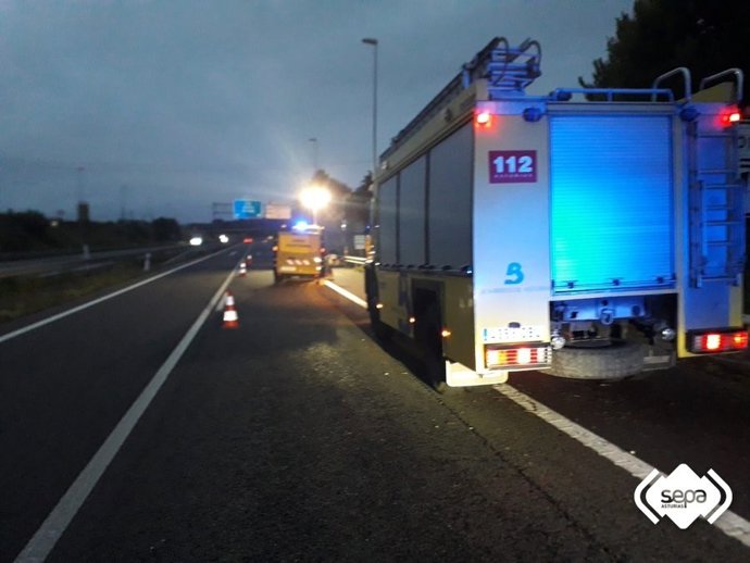Lugar del accidente en el que resultó herido el conductor de una furgoneta en la A-8.