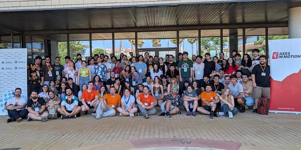 Foto de familia de los participantes de la 'Sevilla Game Jam 2026'.