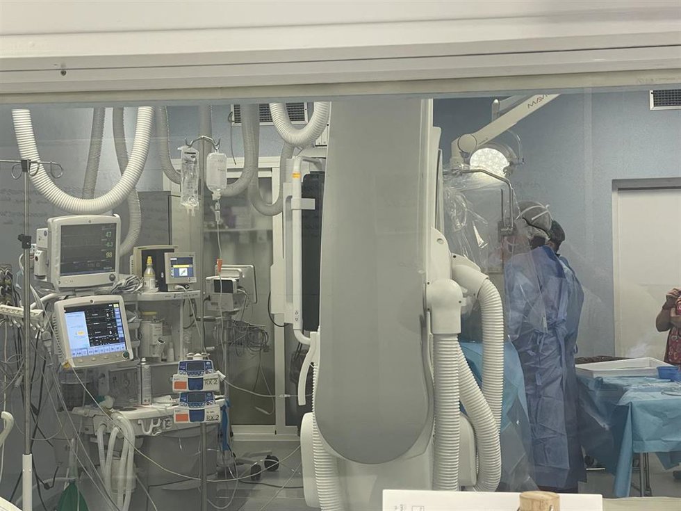Procedimiento de trombectomía pulmonar en el Hospital Universitario Torrecárdenas de Almería.