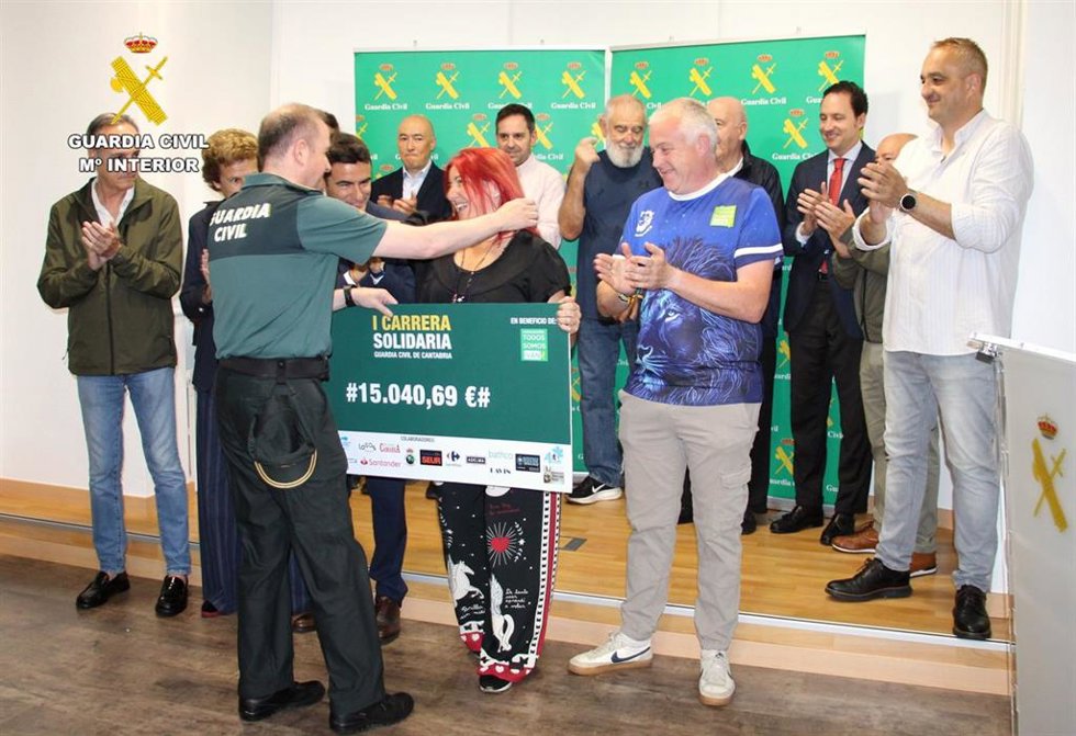 Guardia Civil de Cantabria recauda más de 15.000 euros en su Iª Carrera Solidaria para investigación del cáncer infantil