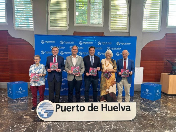 Presentación del curso 'Puertos comprometidos con sus ciudades: transición energética, digitalización y transformación urbana'.