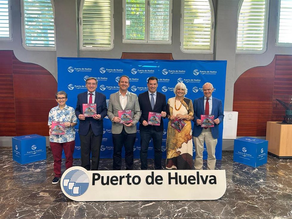 Presentación del curso 'Puertos comprometidos con sus ciudades: transición energética, digitalización y transformación urbana'.
