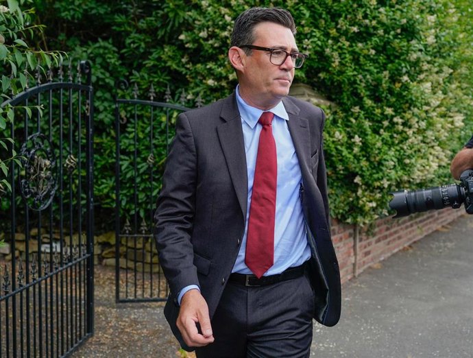 Andy Burnham, candidato a liderar el Partido Laborista y a suceder a Keir Starmer como primer ministro británico.