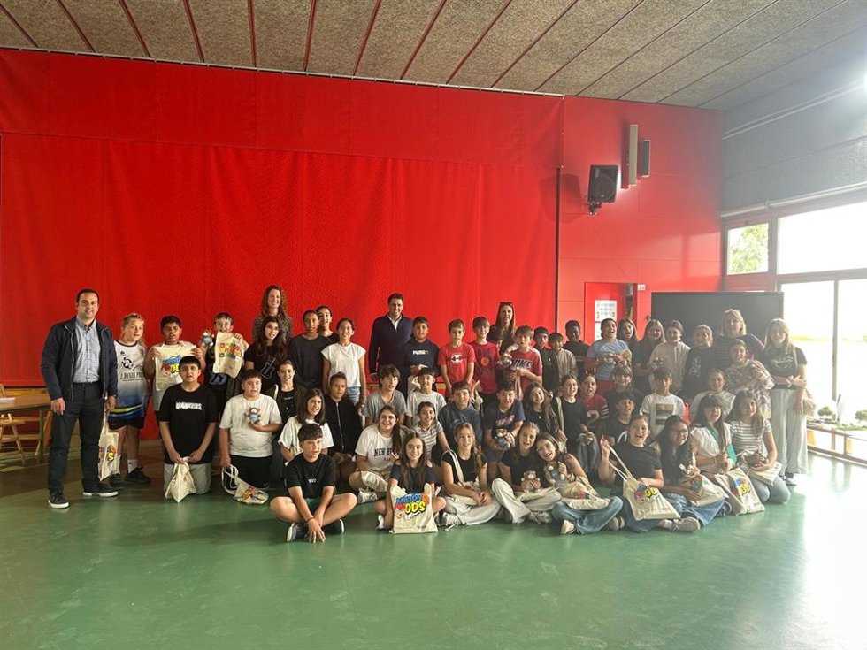 Carburos Metálicos lanza sus becas para estimular el interés por la ciencia y la sostenibilidad entre jóvenes.