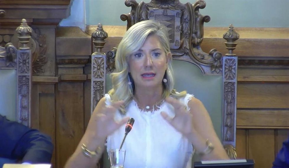 La portavoz de Vox en el Pleno de Valladolid, Irene Carvajal.
