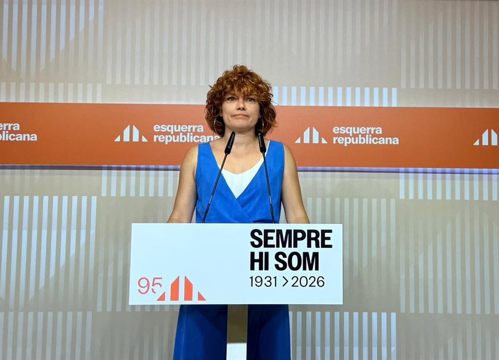 La secretaria general y portavoz de ERC, Elisenda Alamany, en rueda de prensa.
