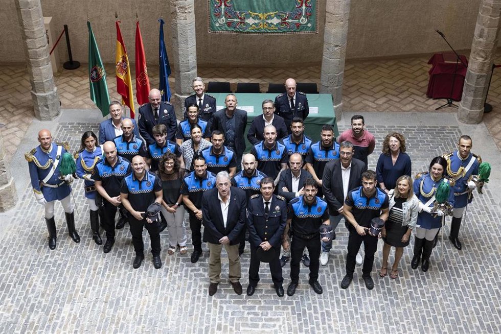 La plantilla de Policía Municipal de Pamplona incorpora trece nuevos agentes