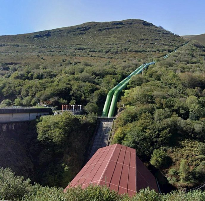 Vista de la central hidroeléctrica de Aguayo