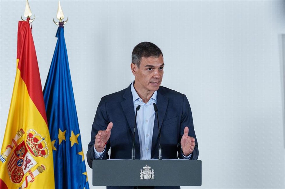 El presidente del Gobierno, Pedro Sánchez, durante un encuentro sobre políticas de apoyo a la discapacidad y la dependencia, en el Instituto de Mayores y Servicios Sociales (IMSERSO), a 23 de junio de 2026, en Madrid (España).  