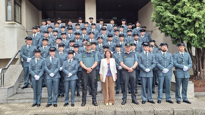 Recibimiento a los 59 guardias civiles en prácticas que desarrollarán su formación en Asturias.
