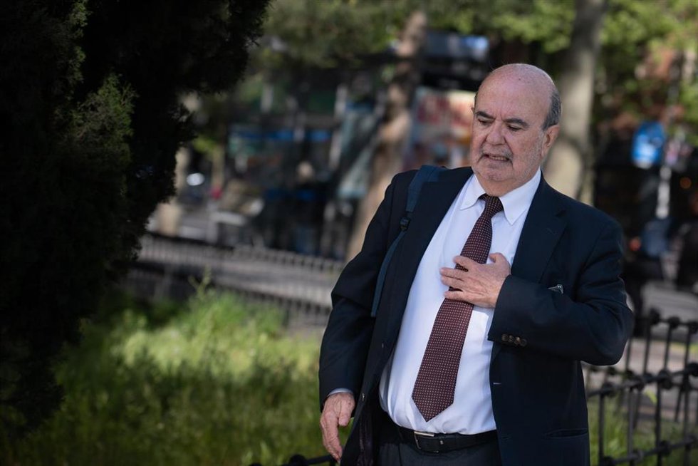 Archivo - El exvicepresidente de la Junta de Andalucía, Gaspar Zarrías, a su llegada para declarar como testigo en el juicio por el caso ‘Leire Díez’, en los juzgados de Plaza Castilla, a 16 de abril de 2026, en Madrid (España).
