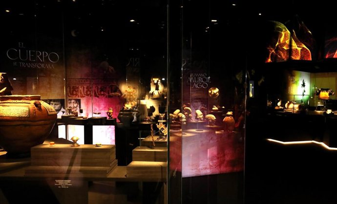 Exposición 'El oro y el universo. Saberes indígenas de Colombia' en el MARQ