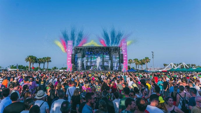 El auténtico Homenaje a la Ruta 90s y 2MIL regresa el 4 de julio a La Marina Norte con su edición más espectacular