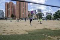 Más de un tercio de las escuelas del Distrito Capital han resultado dañadas por los terremotos de Venezuela