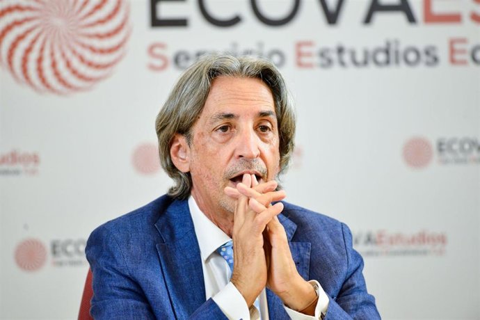 De Margarida insta a la Junta a resolver problemas estructurales que condicionan a las próximas generaciones