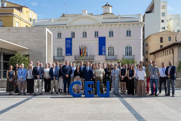 La Universidad CEU Cardenal Herrera organiza la segunda edición del curso de evaluación del entorno informativo promovido por la OTAN