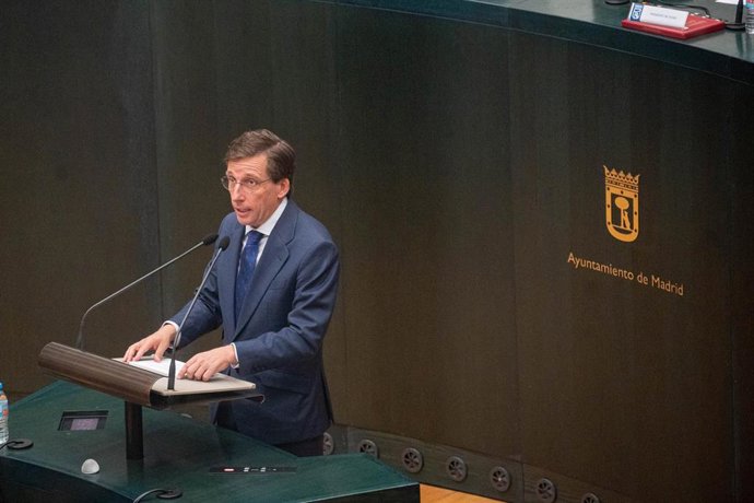 El alcalde de Madrid, José Luis Martínez Almeida, interviene durante el Debate del Estado de la Ciudad, en el Palacio de Cibeles, a 30 de junio de 2026, en Madrid (España). El Palacio de Cibeles encara hoy el que será el último Pleno del Estado de la Ciud
