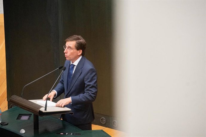 El alcalde de Madrid, José Luis Martínez Almeida, interviene durante el Debate del Estado de la Ciudad, en el Palacio de Cibeles, a 30 de junio de 2026, en Madrid (España). El Palacio de Cibeles encara hoy el que será el último Pleno del Estado de la Ciud