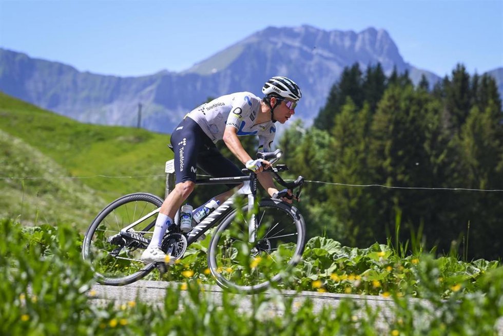 El belga Cian Uijtdebroeks liderará al Movistar Team en el Tour de Francia 2026