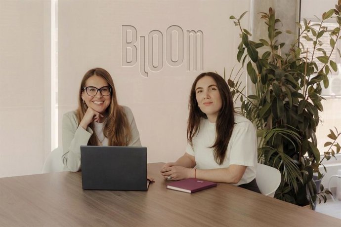 Irene pareja, CEO, y Andrea Aznar, directora de Bloom