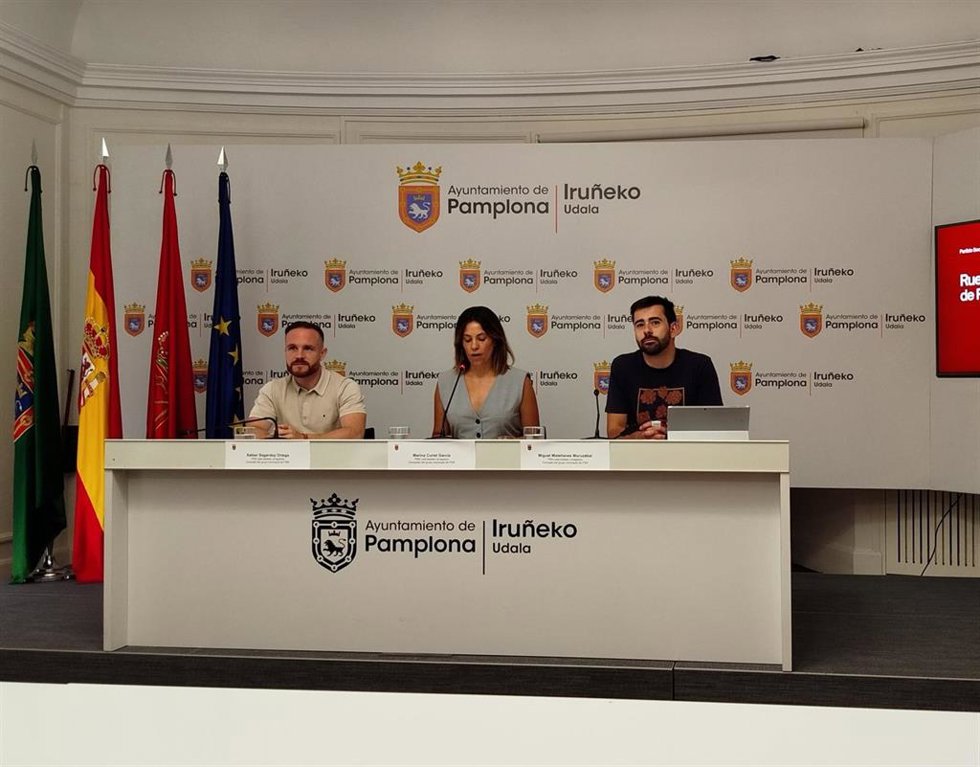 Rueda de prensa del grupo municipal del PSN en el Ayuntamiento de Pamplona
