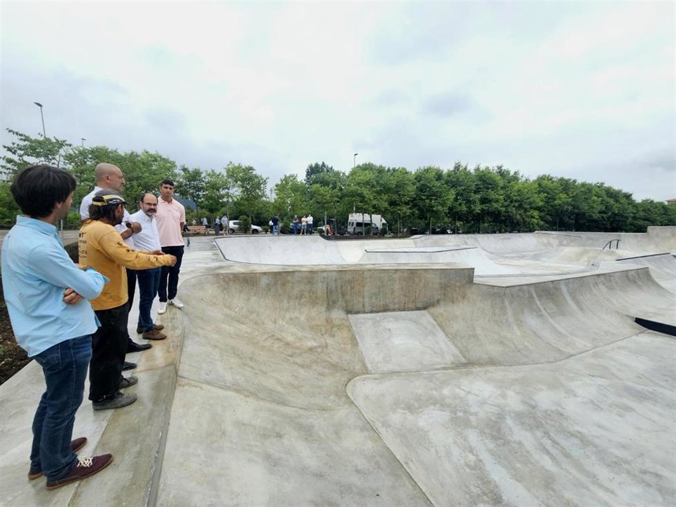Nuevo skate park junto al pabellón María Pardo en Torrelavega