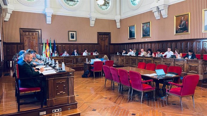 Pleno ordinario de la Diputación de Jaén.