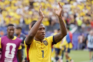 Pervis Estupinan #7 of Ecuador celebrates the victory following the FIFA World Cup 2026, Group E football match between Ecuador and Germany on June 25, 2026 at New York New Jersey Stadium