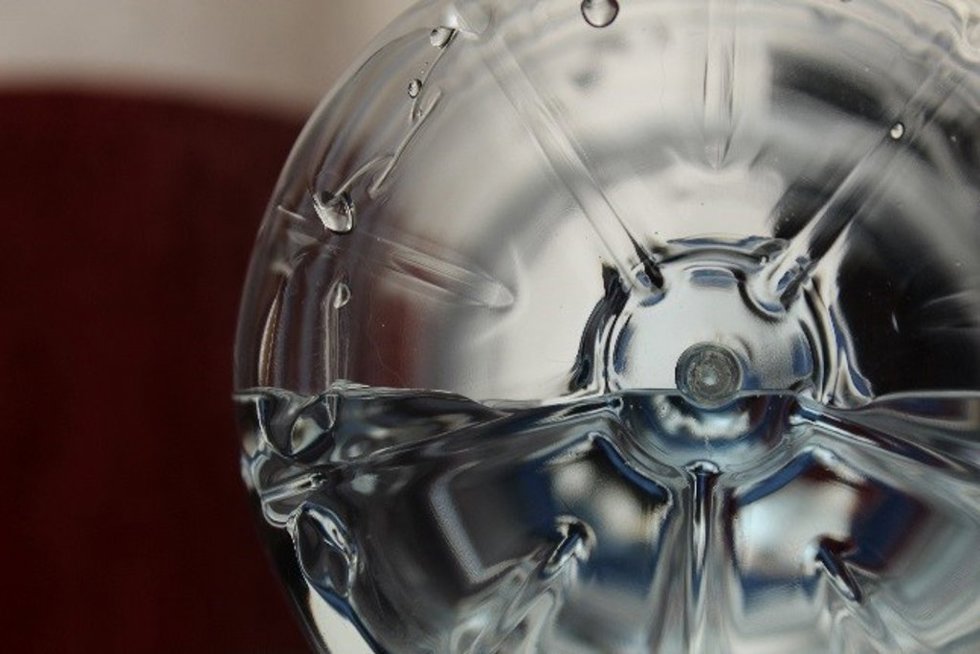 Archivo - Botella Pet Nestlé y Danone 